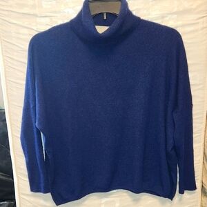 Absolute Cashmere Blue Turtleneck Sweater Sz M Oversized.